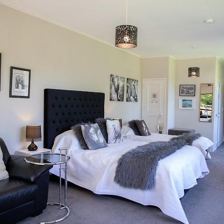 Swan House Bed and Breakfast Martinborough Εξωτερικό φωτογραφία